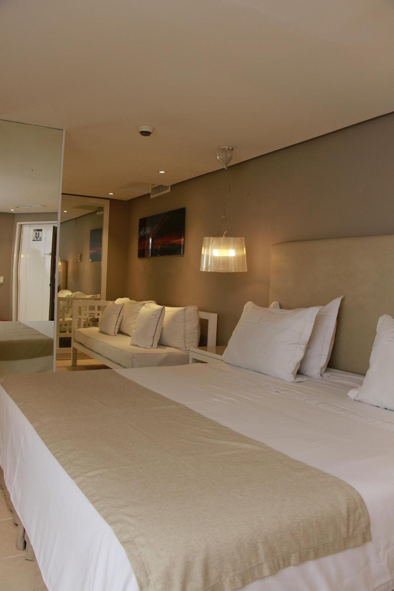 Country International Hotel 巴兰基亚 外观 照片